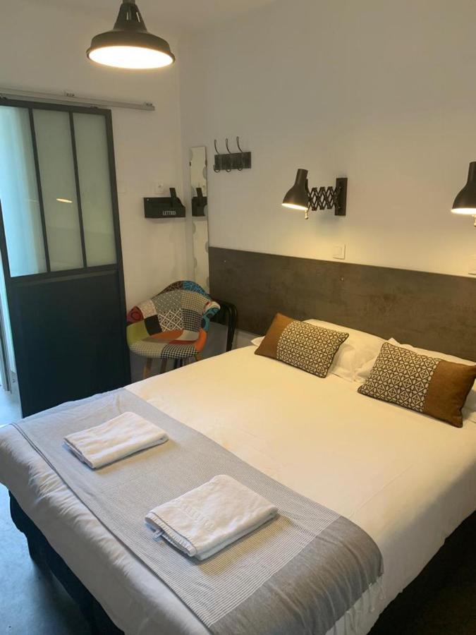 Hotel Le Smile Saint-Vincent-Sterlanges ภายนอก รูปภาพ